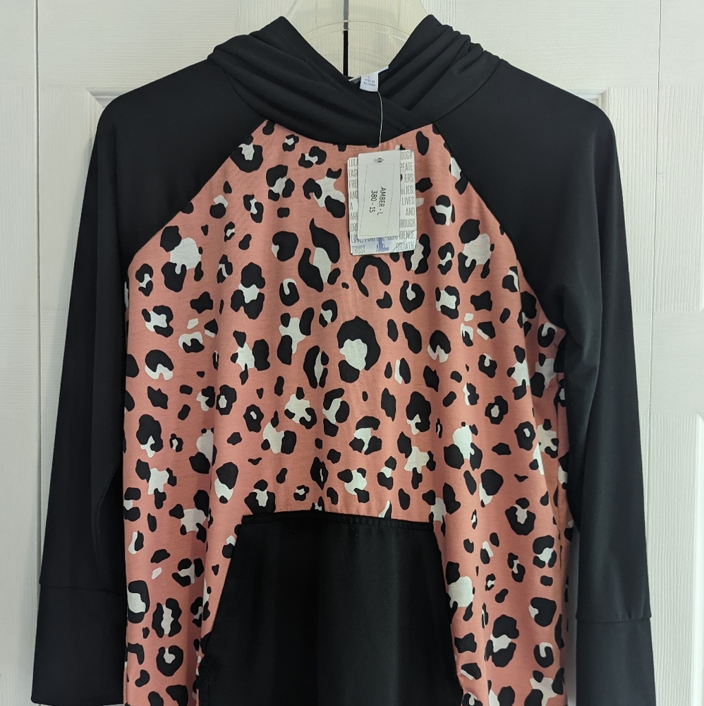 LuLaRoe Amber - Size Large